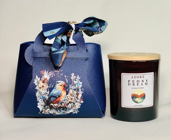 Peony Dream scented candle 20hrs - Image 2