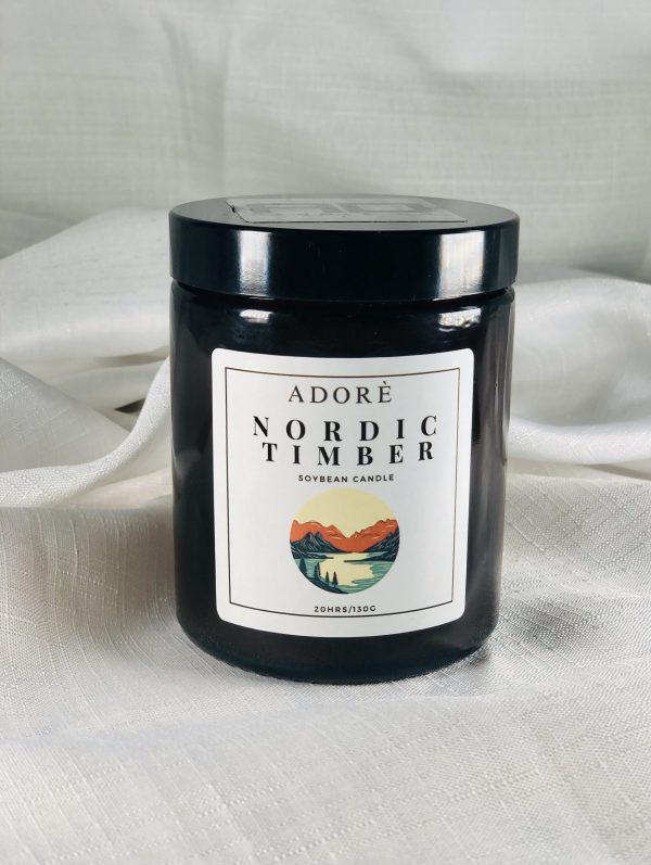 Nordic Timber Scented Candle 20hrs - Image 4