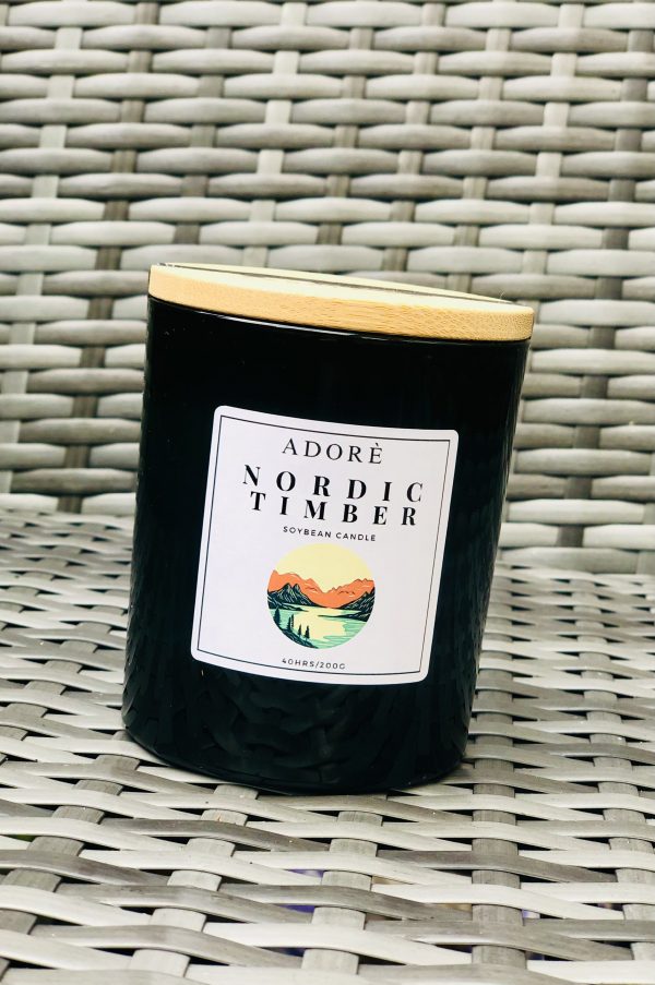 Nordic Timber Scented Candle 40hrs - Image 3