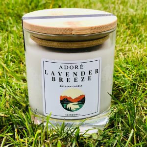 Lavender Breeze scented candle 40hrs